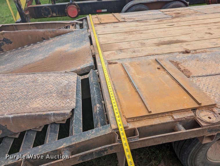 image for item MO9021 2014 Big Tex 22GN-25BK+5CP  equipment trailer