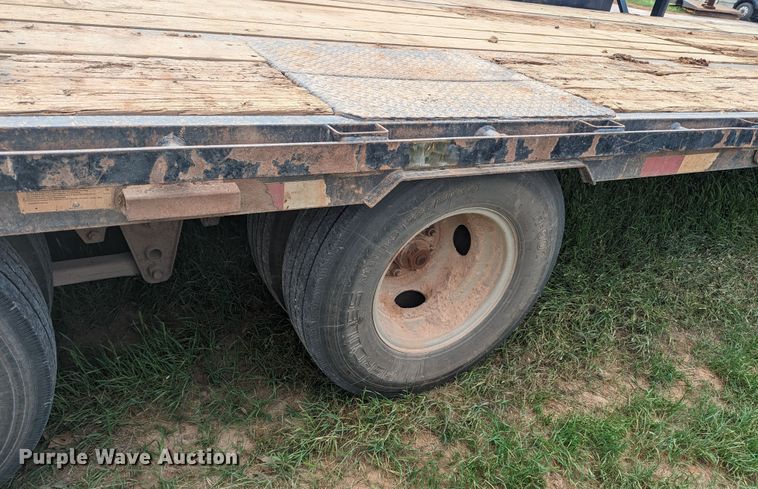 image for item MO9021 2014 Big Tex 22GN-25BK+5CP  equipment trailer