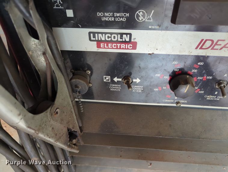 image for item MO9024 Lincoln Idealarc R3R-500  welder