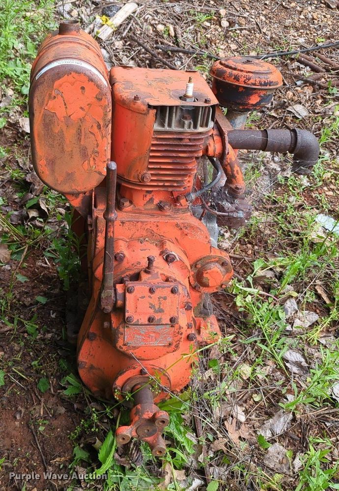 image for item MO9025 Wisconsin  engine