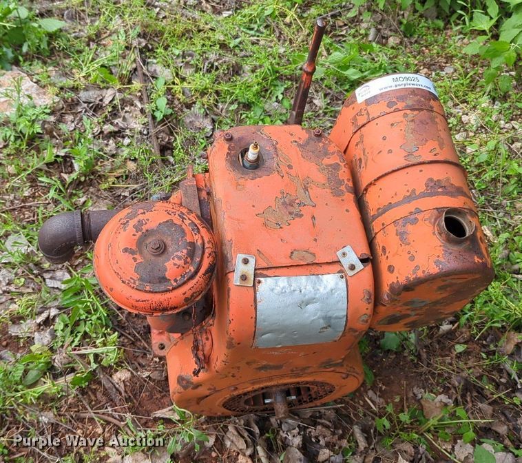 image for item MO9025 Wisconsin  engine