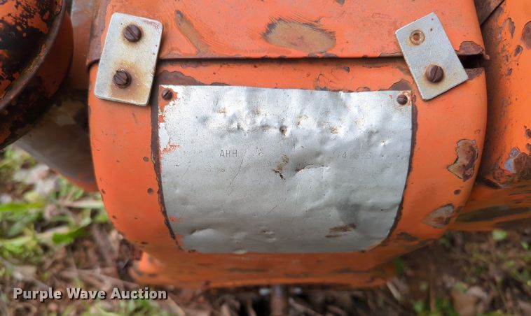 image for item MO9025 Wisconsin  engine