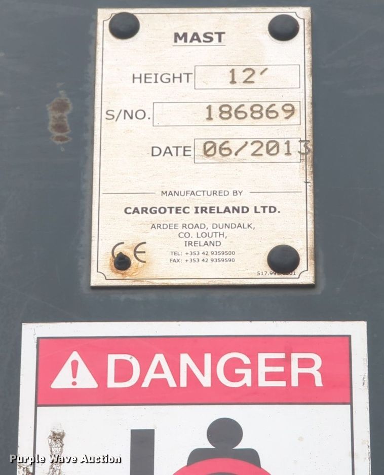 image for item MO9028 2013 Moffett M55  forklift