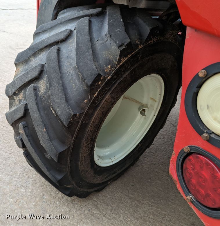 image for item MO9028 2013 Moffett M55  forklift