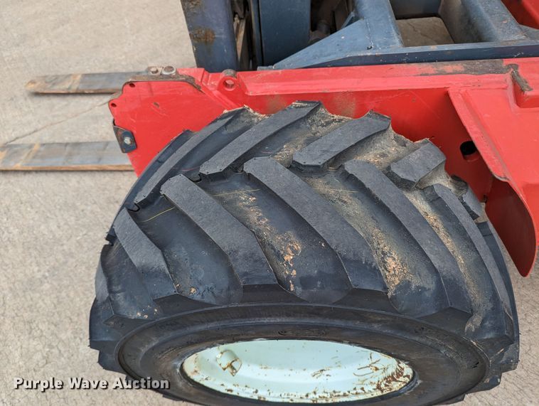 image for item MO9028 2013 Moffett M55  forklift