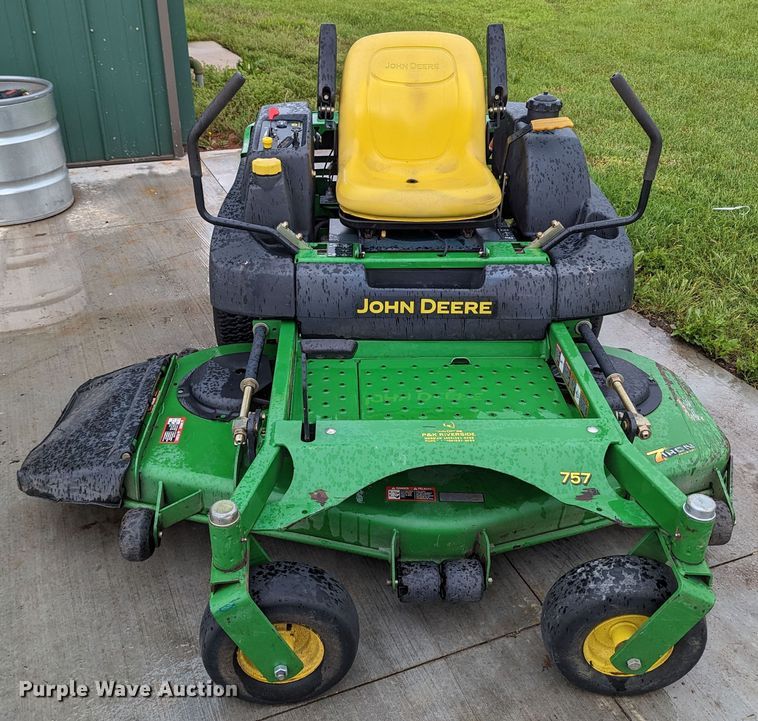 image for item MO9036 John Deere 727  ZTR lawn mower