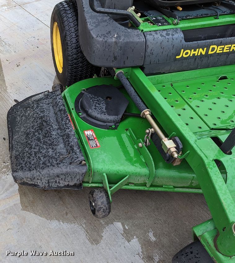 image for item MO9036 John Deere 727  ZTR lawn mower