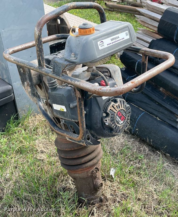 image for item MR9054 Mikasa  plate compactor