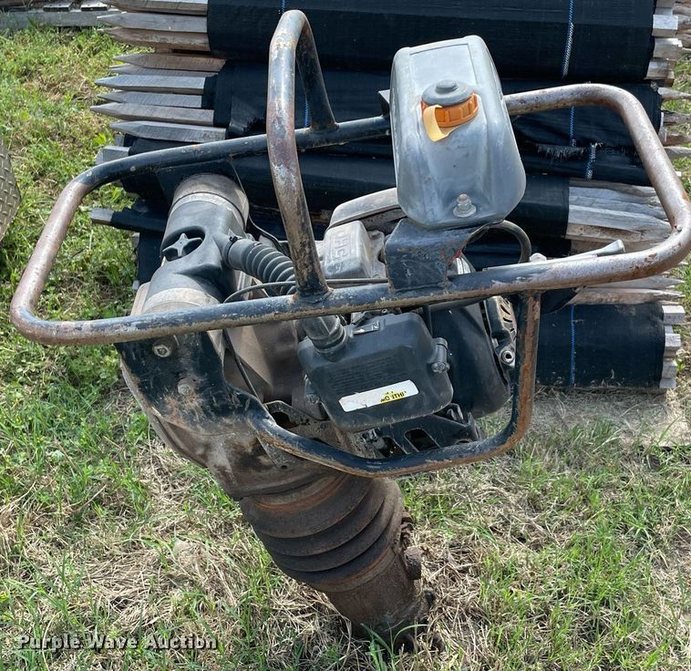 image for item MR9054 Mikasa  plate compactor