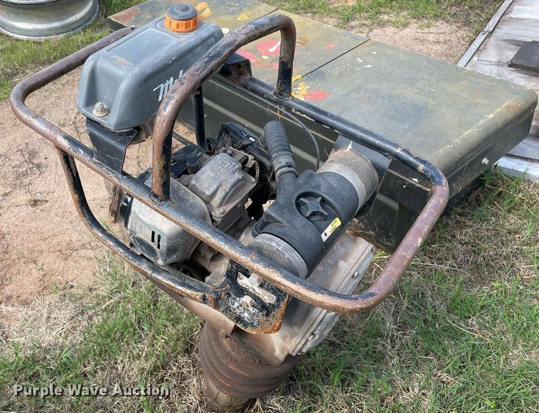 image for item MR9054 Mikasa  plate compactor