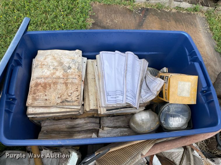 image for item MR9056 Caterpillar parts