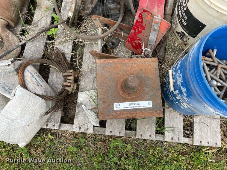 image for item MR9056 Caterpillar parts