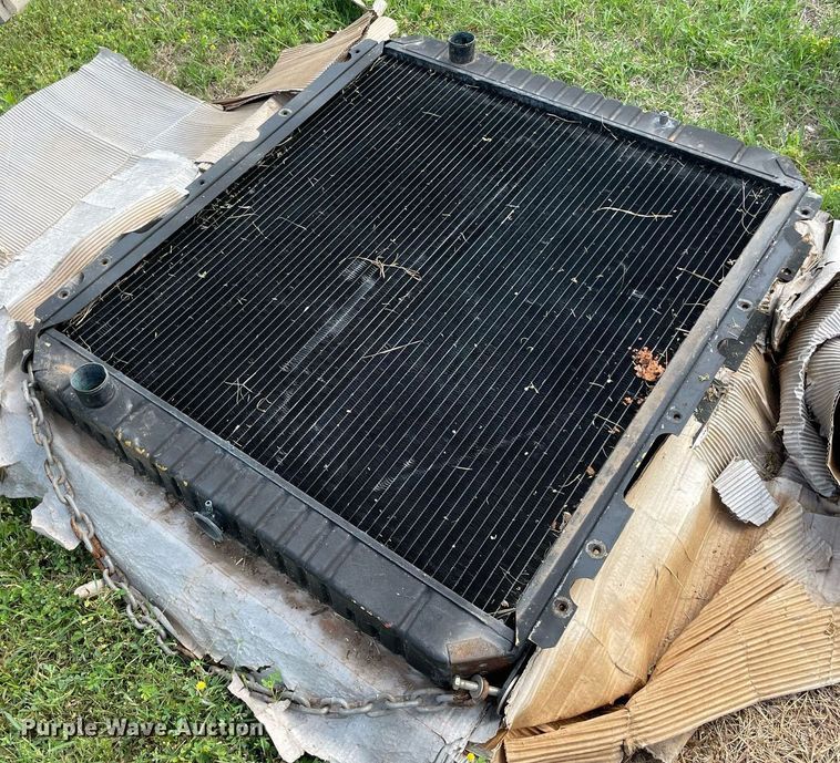 image for item MR9056 Caterpillar parts