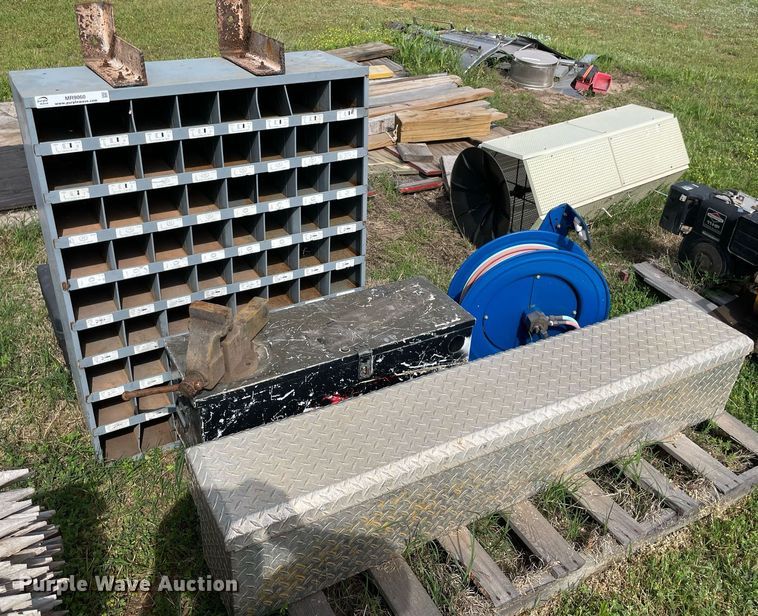 image for item MR9060 Tools