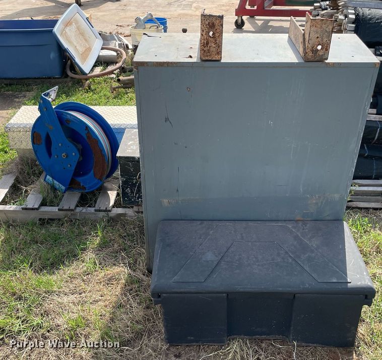 image for item MR9060 Tools