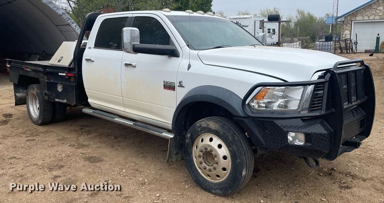 image for item MS9677 2012 Dodge Ram 5500HD  Crew Cab truck cab and chassis