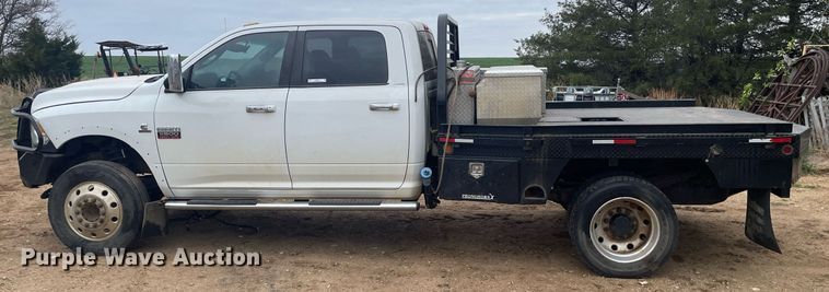 image for item MS9677 2012 Dodge Ram 5500HD  Crew Cab truck cab and chassis