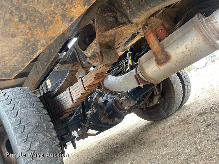 image for item MS9677 2012 Dodge Ram 5500HD  Crew Cab truck cab and chassis