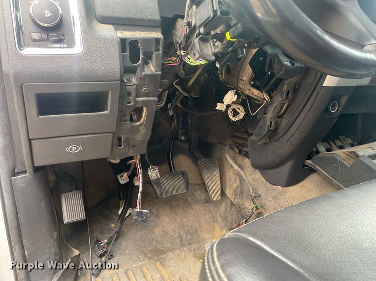 image for item MS9677 2012 Dodge Ram 5500HD  Crew Cab truck cab and chassis