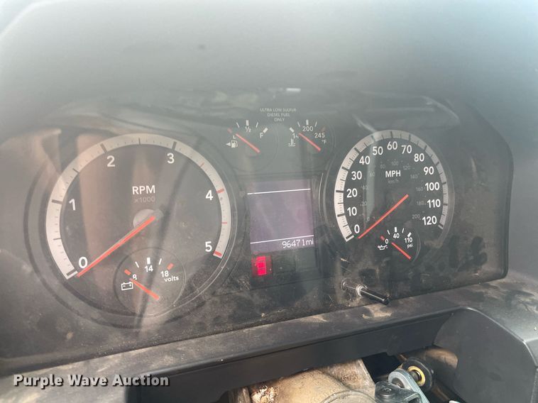 image for item MS9677 2012 Dodge Ram 5500HD  Crew Cab truck cab and chassis