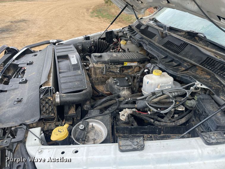 image for item MS9677 2012 Dodge Ram 5500HD  Crew Cab truck cab and chassis