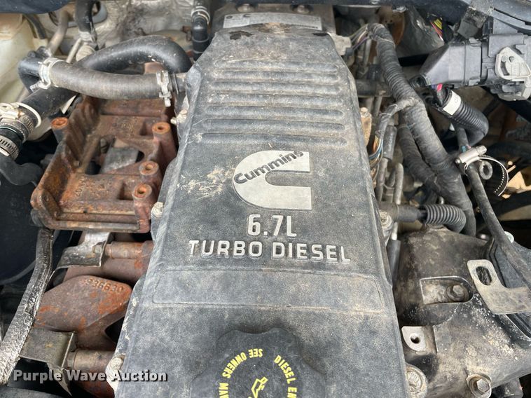 image for item MS9677 2012 Dodge Ram 5500HD  Crew Cab truck cab and chassis