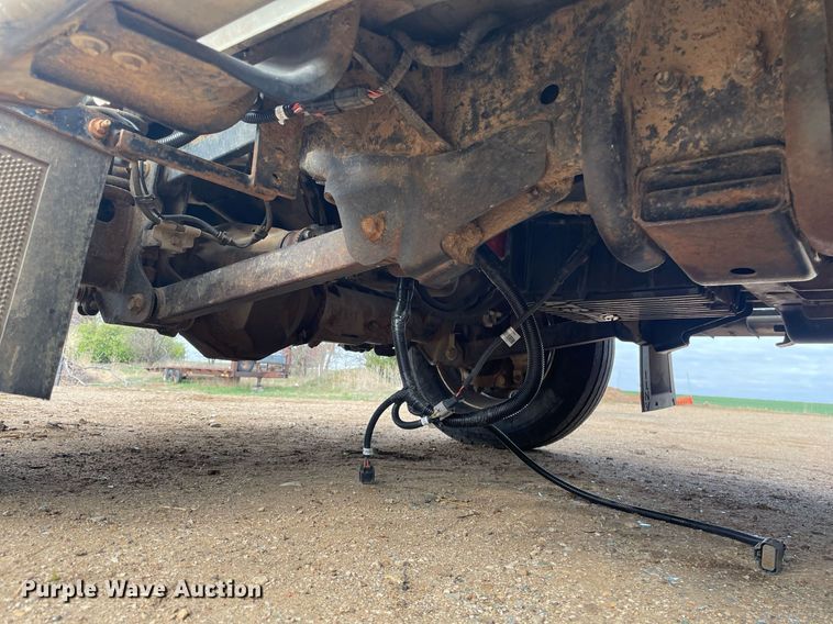 image for item MS9677 2012 Dodge Ram 5500HD  Crew Cab truck cab and chassis