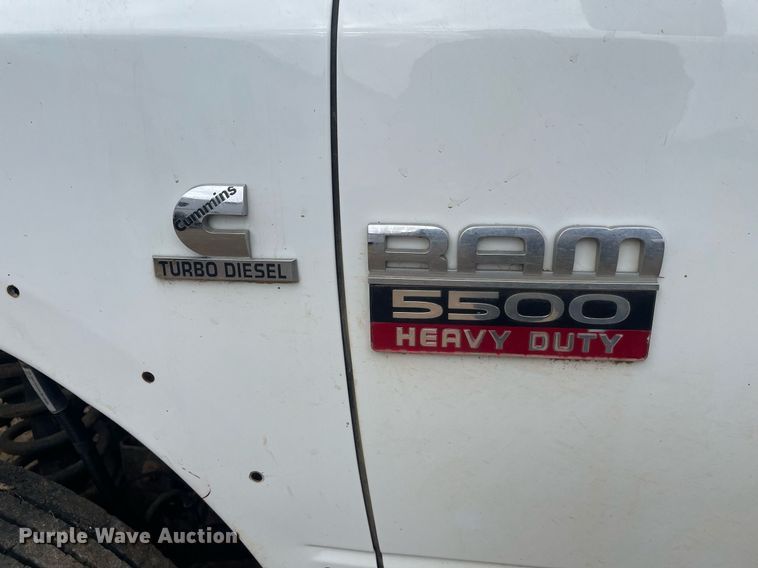 image for item MS9677 2012 Dodge Ram 5500HD  Crew Cab truck cab and chassis