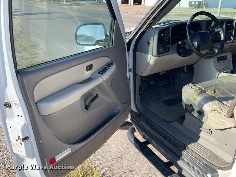 image for item MS9700 2002 Chevrolet Tahoe  SUV