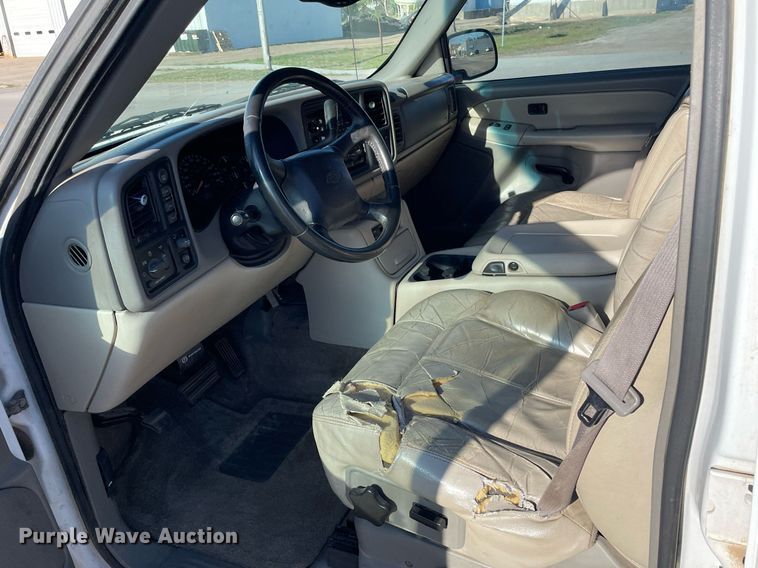 image for item MS9700 2002 Chevrolet Tahoe  SUV