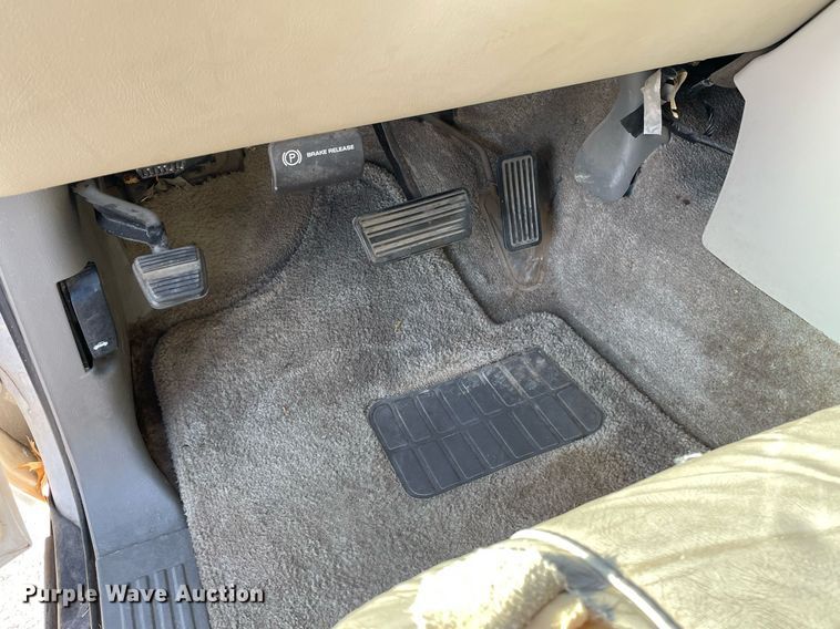 image for item MS9700 2002 Chevrolet Tahoe  SUV