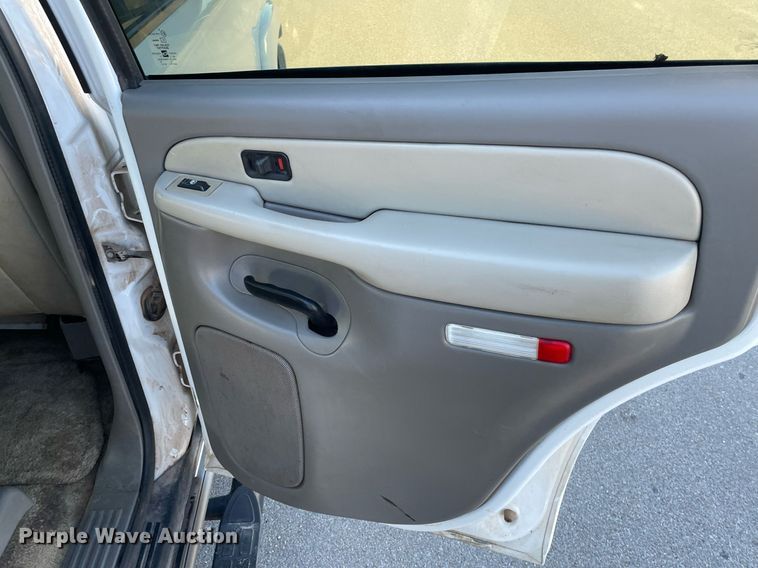 image for item MS9700 2002 Chevrolet Tahoe  SUV