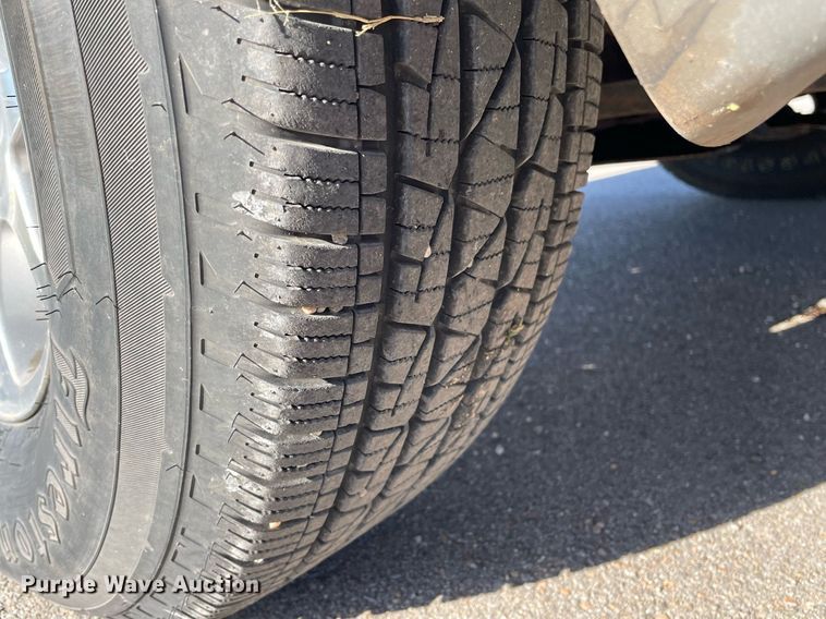 image for item MS9700 2002 Chevrolet Tahoe  SUV