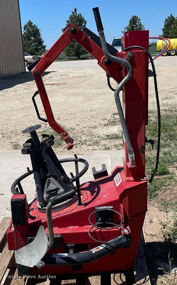 image for item MS9742 Hunter Engineering TC325  tire machine