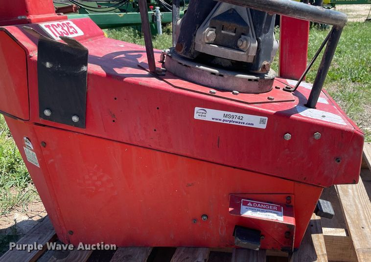 image for item MS9742 Hunter Engineering TC325  tire machine