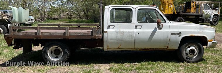 image for item MS9754 1982 Chevrolet C30  Crew Cab flatbed pickup truck