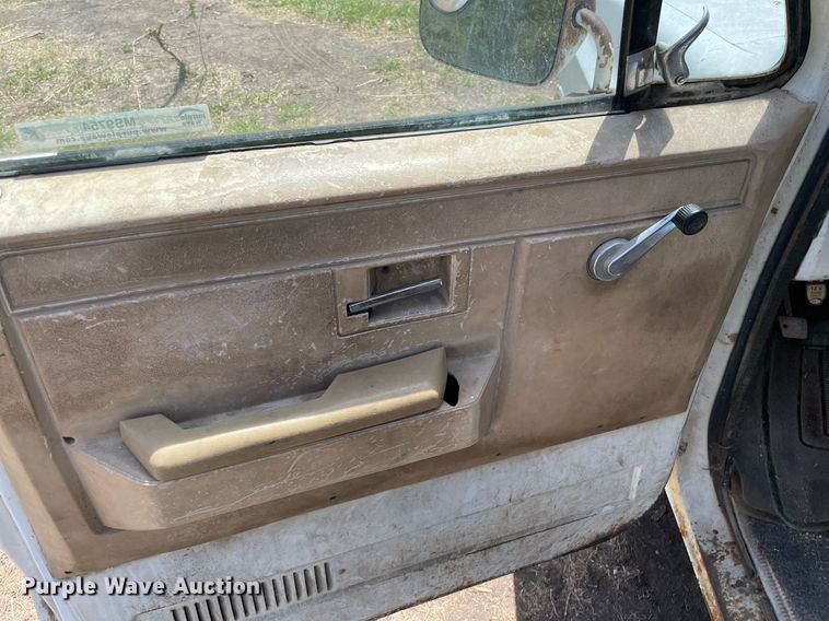 image for item MS9754 1982 Chevrolet C30  Crew Cab flatbed pickup truck