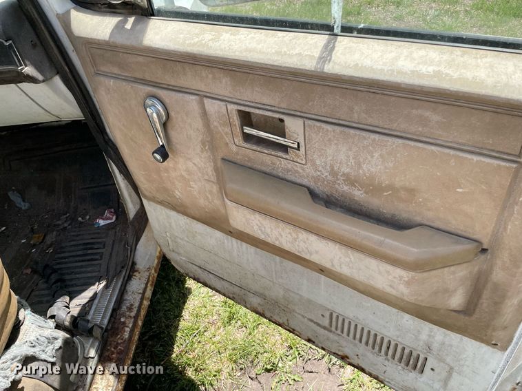 image for item MS9754 1982 Chevrolet C30  Crew Cab flatbed pickup truck