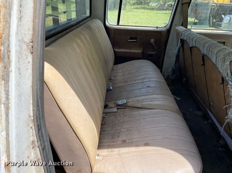 image for item MS9754 1982 Chevrolet C30  Crew Cab flatbed pickup truck