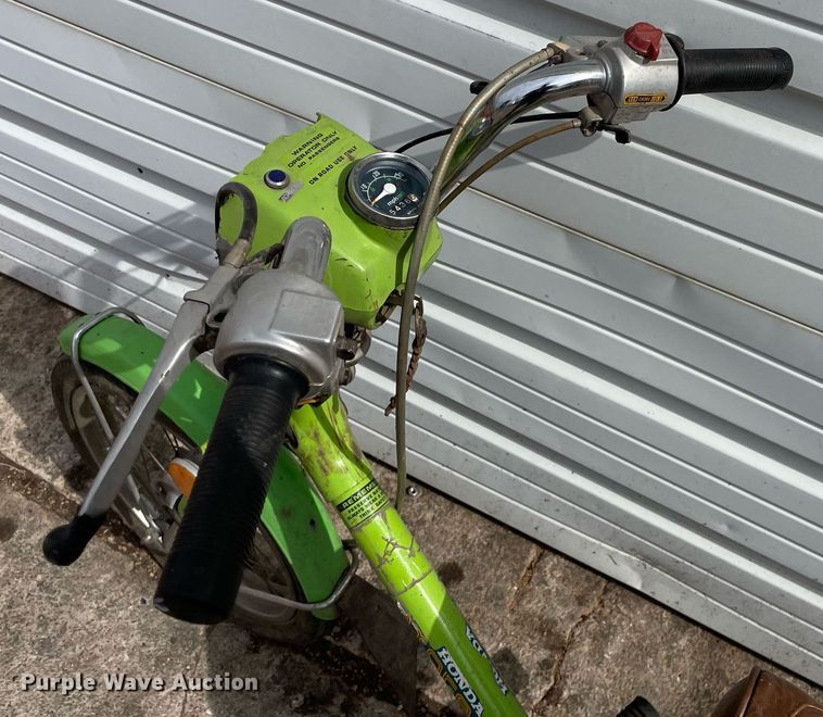 image for item MS9769 (2) 1979 Honda Express bicycles