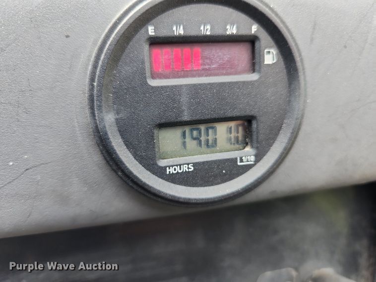 image for item MW9760 2017 Kawasaki Mule 4010  utility vehicle