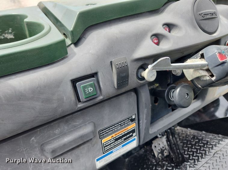 image for item MW9760 2017 Kawasaki Mule 4010  utility vehicle