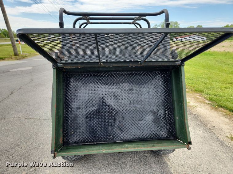 image for item MW9760 2017 Kawasaki Mule 4010  utility vehicle