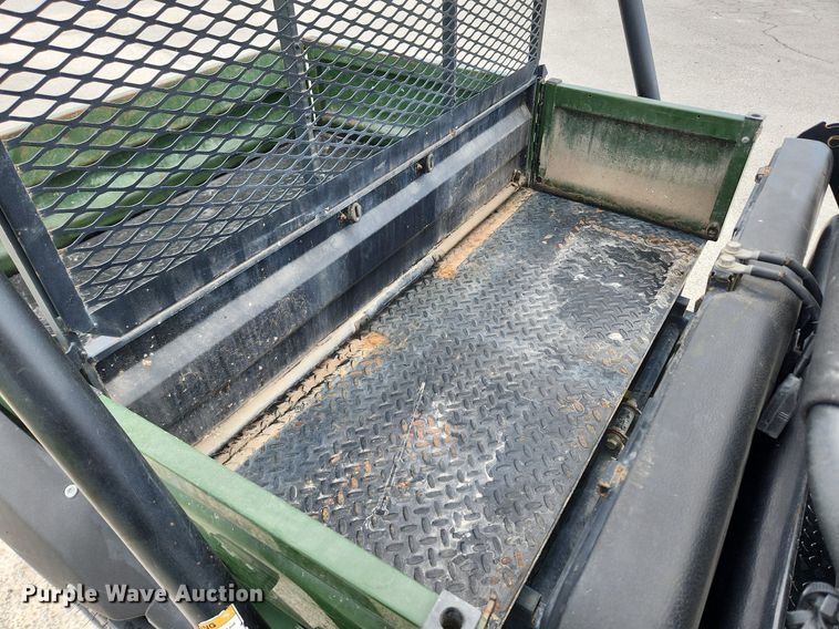 image for item MW9760 2017 Kawasaki Mule 4010  utility vehicle