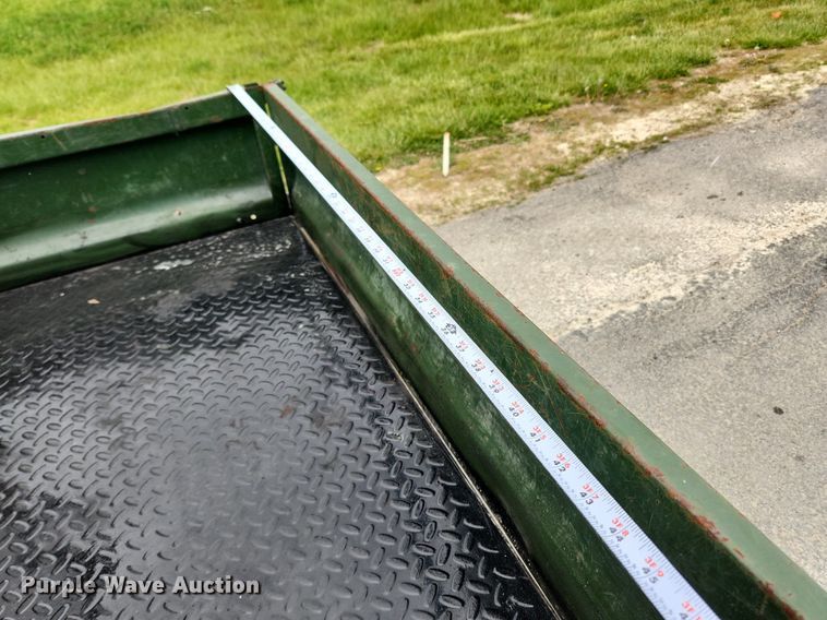 image for item MW9760 2017 Kawasaki Mule 4010  utility vehicle