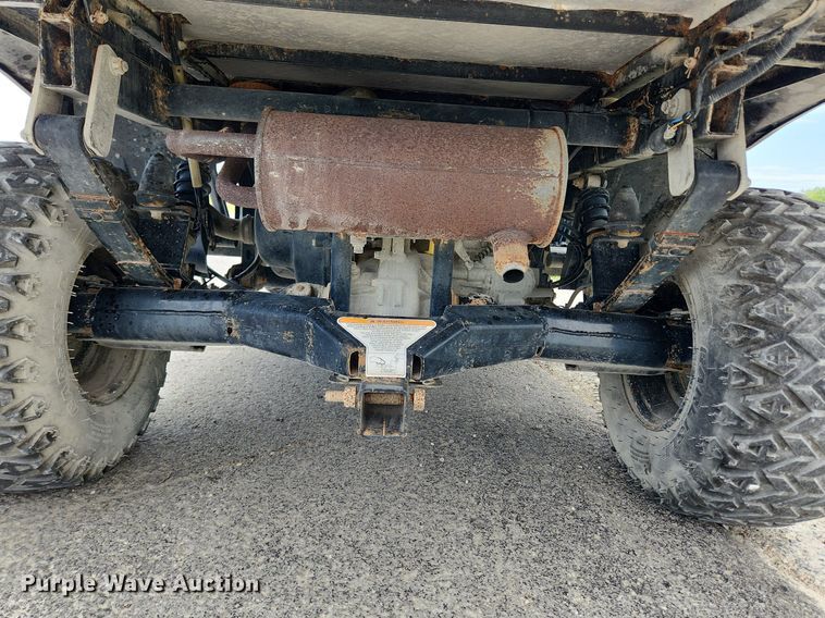 image for item MW9760 2017 Kawasaki Mule 4010  utility vehicle