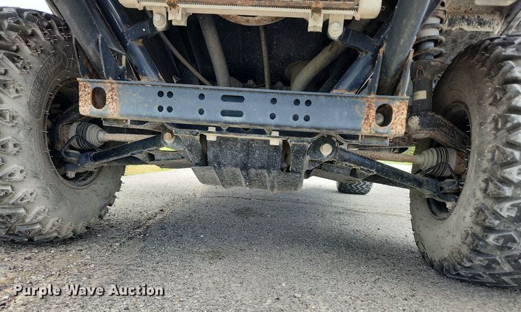 image for item MW9760 2017 Kawasaki Mule 4010  utility vehicle