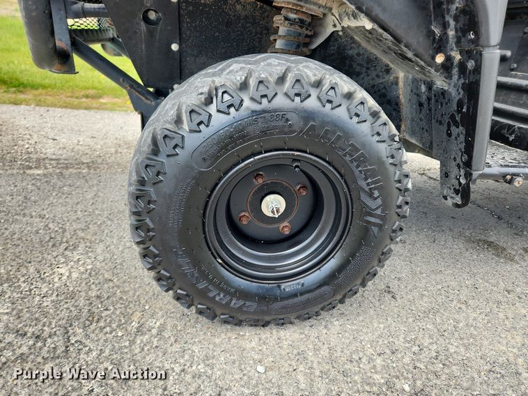 image for item MW9760 2017 Kawasaki Mule 4010  utility vehicle