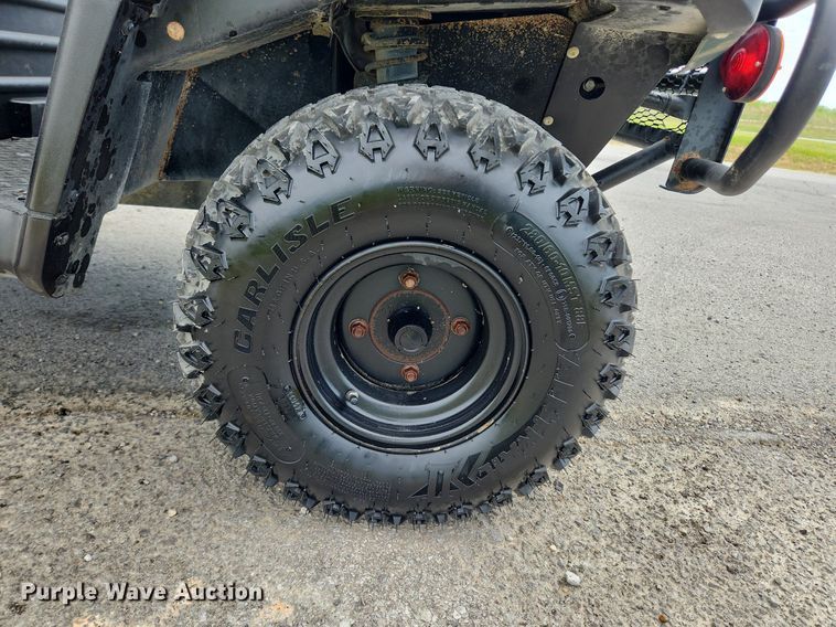 image for item MW9760 2017 Kawasaki Mule 4010  utility vehicle