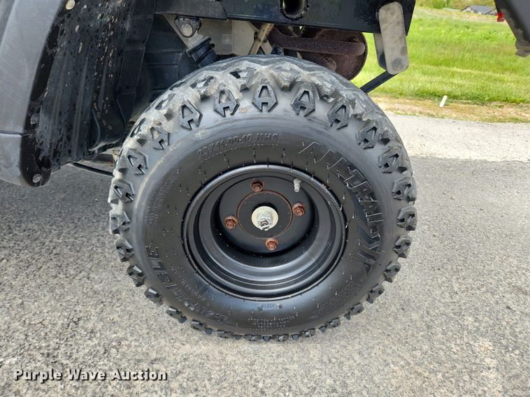 image for item MW9760 2017 Kawasaki Mule 4010  utility vehicle